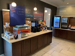Holiday Inn Express St. Louis West - O'Fallon by IHG