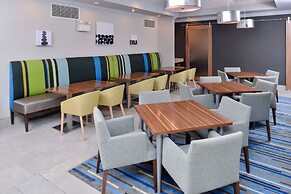 Holiday Inn Express St. Louis West - O'Fallon by IHG