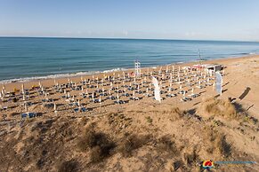 Paradise Beach Resort