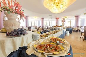 Paradise Beach Resort