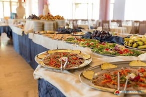 Paradise Beach Resort