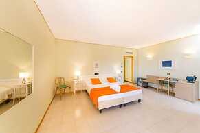 Paradise Beach Resort