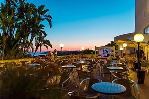 Paradise Beach Resort