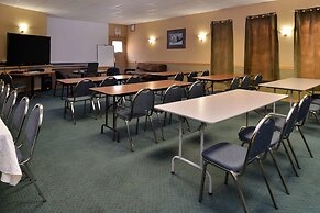 Canadas Best Value Inn & Suites Castlegar