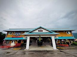 Canadas Best Value Inn & Suites Castlegar