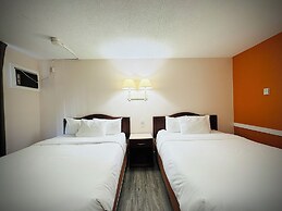 Canadas Best Value Inn & Suites Castlegar