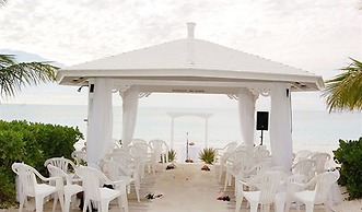 Cape Santa Maria Beach Resort