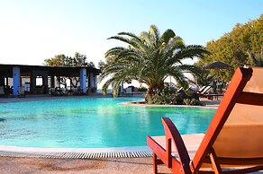 Atlantis Beach Villa