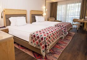 Lara Barut Collection-Ultra All Inclusive