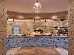 Lara Barut Collection-Ultra All Inclusive