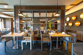 Lara Barut Collection-Ultra All Inclusive