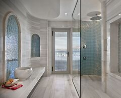 Lara Barut Collection-Ultra All Inclusive