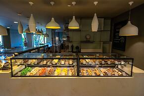 Lara Barut Collection-Ultra All Inclusive