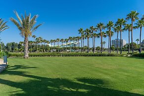 Lara Barut Collection-Ultra All Inclusive