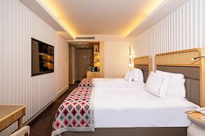 Lara Barut Collection-Ultra All Inclusive