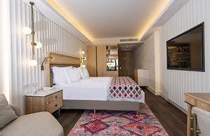 Lara Barut Collection-Ultra All Inclusive