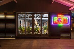 Lara Barut Collection-Ultra All Inclusive