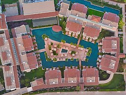 Lara Barut Collection-Ultra All Inclusive