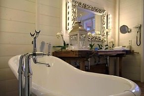 Ackselhaus Blue Home