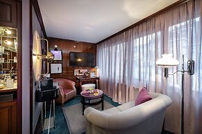 Bebek Hotel By The Stay