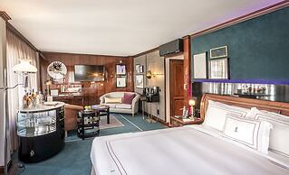 Bebek Hotel By The Stay