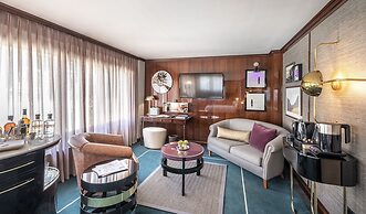 Bebek Hotel By The Stay