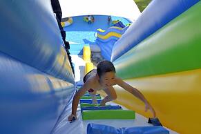 Kanucha Bay Hotels & Villas