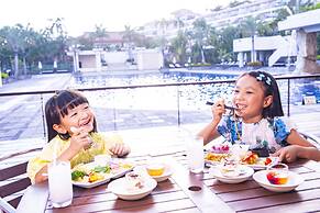 Kanucha Bay Hotels & Villas