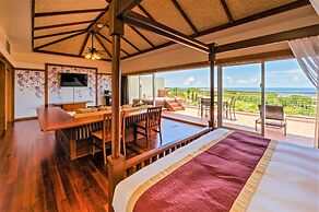 Kanucha Bay Hotels & Villas