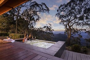 Spicers Peak Lodge