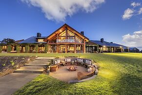 Spicers Peak Lodge