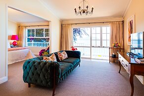 On The Point - Lake Rotorua