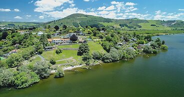 On The Point - Lake Rotorua