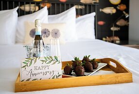 Sand Bar Cottage Inn