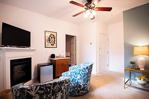 Sand Bar Cottage Inn