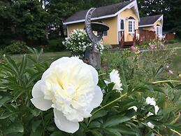 Sand Bar Cottage Inn