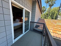 Granada Inn
