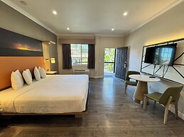 Granada Inn
