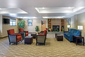 Comfort Inn & Suites Cooperstown / Milford