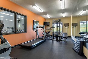 Comfort Inn & Suites Milford / Cooperstown