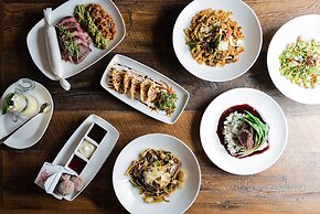 Golden Plough Inn At Peddlers Village