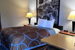 Super 8 by Wyndham Vancouver East