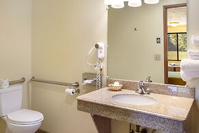 Super 8 by Wyndham Vancouver East