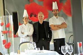 The Originals Relais, Hôtel Restaurant Les Coquelicots