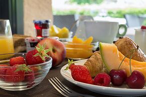 The Originals Relais, Hôtel Restaurant Les Coquelicots