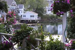 Harbour Towne Inn on the Waterfront
