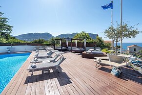 Best Western Plus La Rade