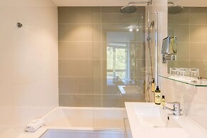 Best Western Plus La Rade