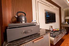 The Accord Metropolitan