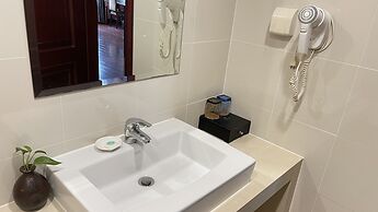 Seventh Heaven Hotel